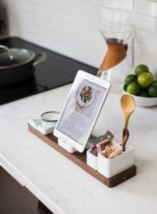 9 easy space-saving tips